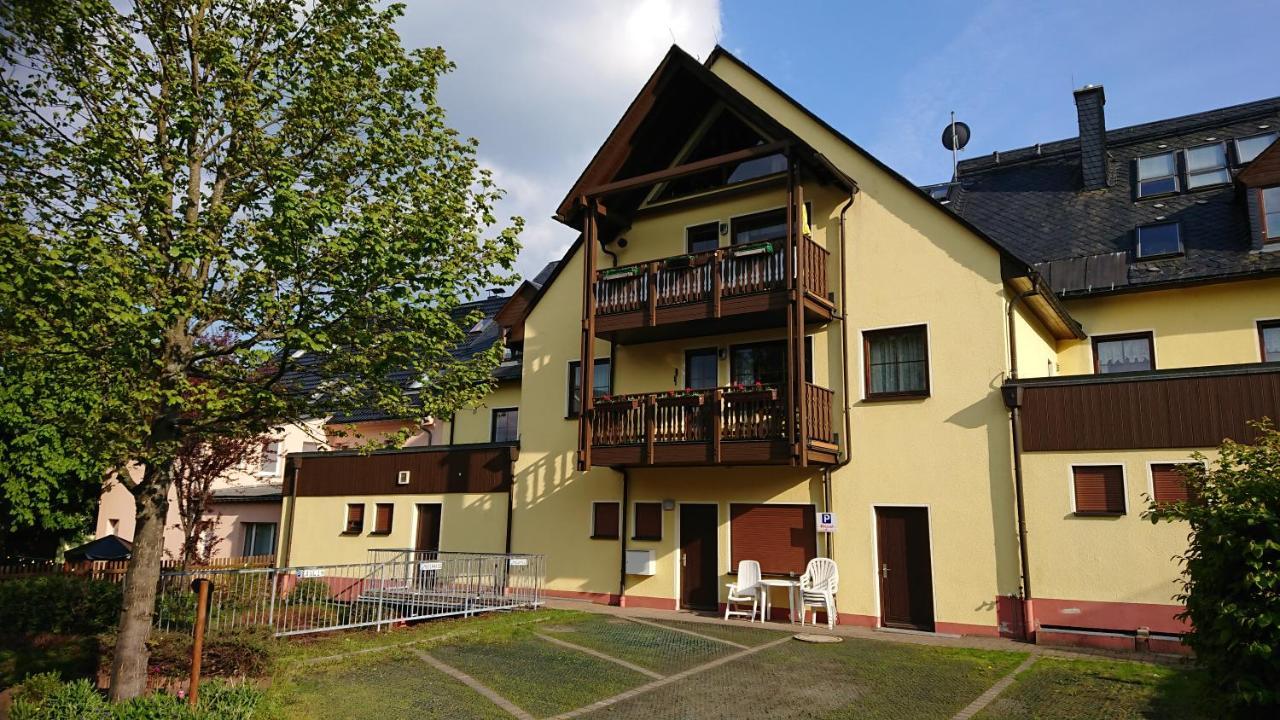Ferienwohnung Korn Mit Tiefgarage Und Skiraum Oberwiesenthal Esterno foto
