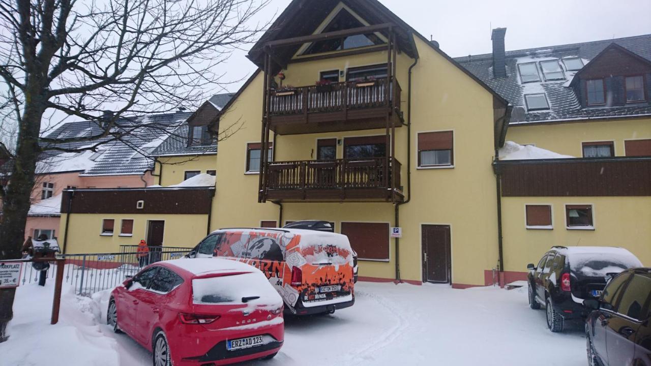 Ferienwohnung Korn Mit Tiefgarage Und Skiraum Oberwiesenthal Esterno foto